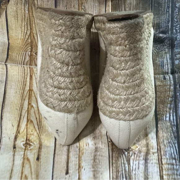 J Crew Seville 3” Espadrilles Cream Slip On Heels Womans Size 7.5 - Picture 5 of 6